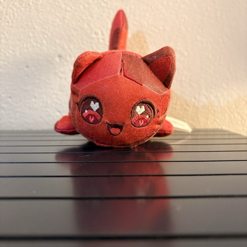 5.5 x3 Aphmau MeeMeows Ruby Cat from the Celestial Litter 4 collection
